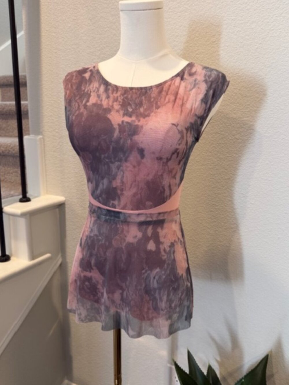 Elevé Dancewear Custom Leotard with Matching Skirt. Adult size Small.  Like new